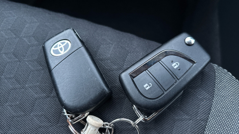 Toyota Yaris 1.5 Hybrid Design 5dr CVT Hybrid Hatchback